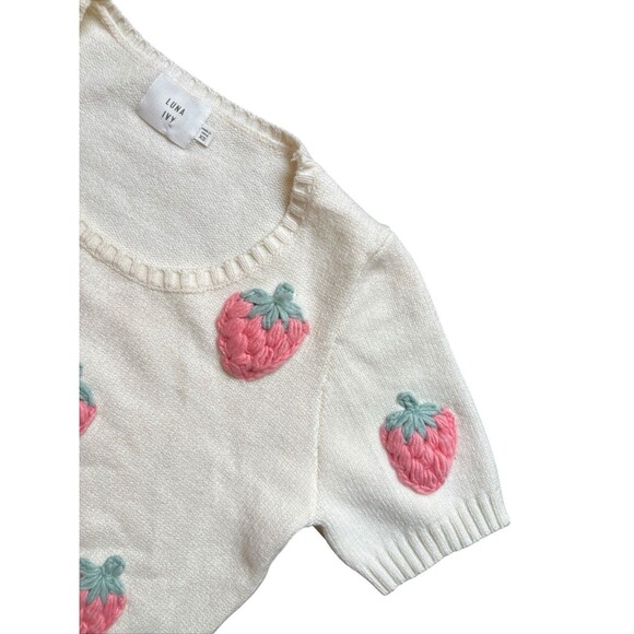 LUNA IVY Anthropologie Sweater Womens Sz XS Cream Crochet Strawberry - Picture 3 of 8